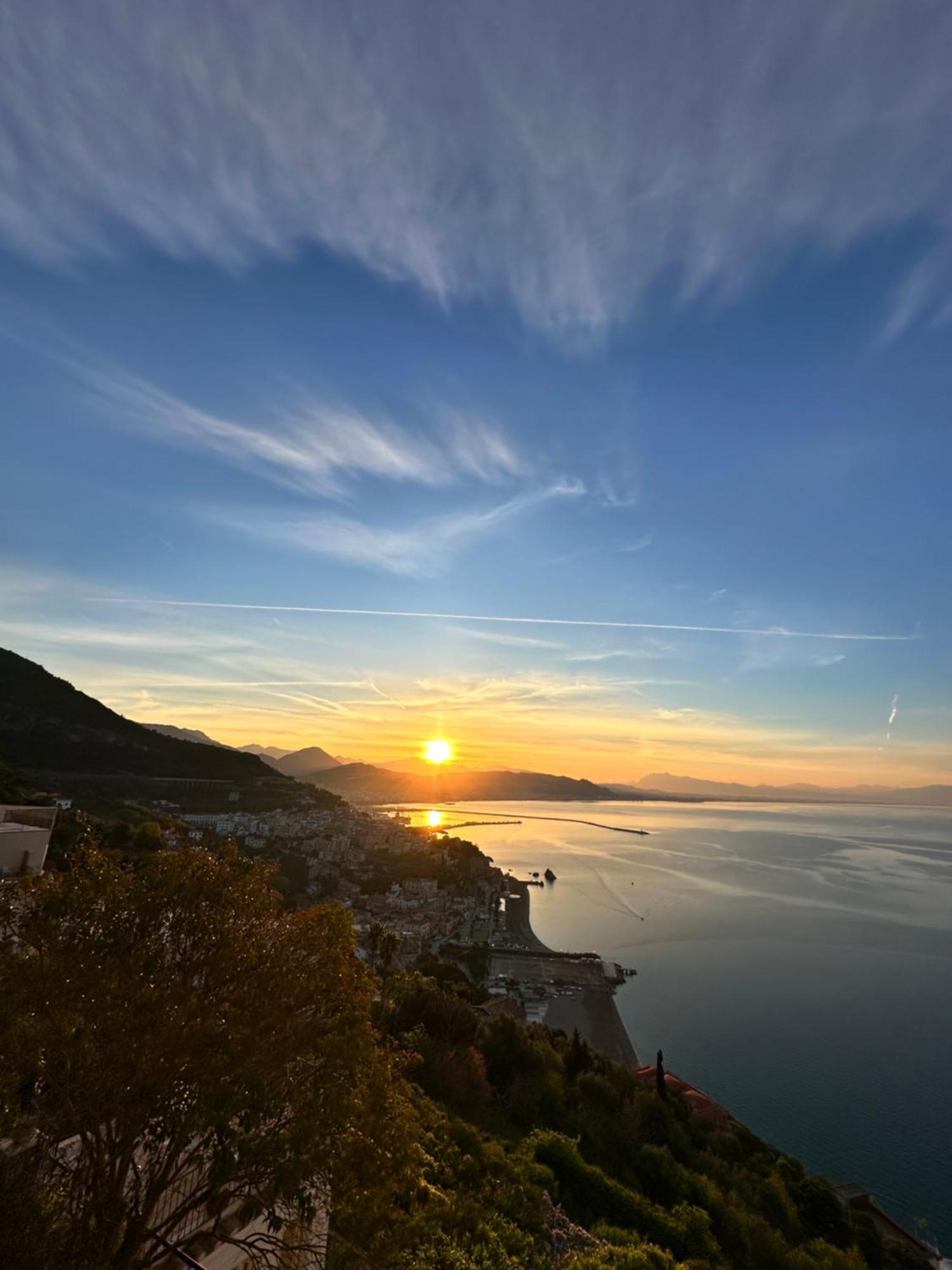 Amalfi Coast Sea View Villa Vietri Bagian luar foto